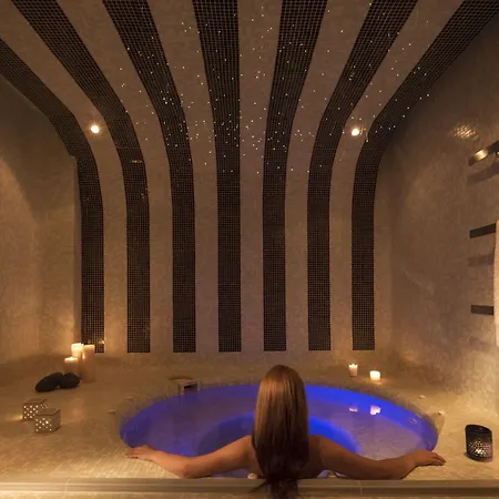 Aressana & - Small Luxury Of The World ثيرا