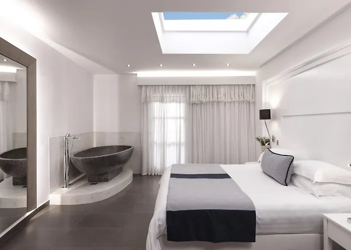 Aressana & - Small Luxury Of The World Fira (Santorini)